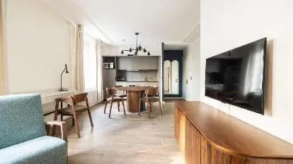 EMA House Serviced Apartments - Superior Standard - Unterstrass