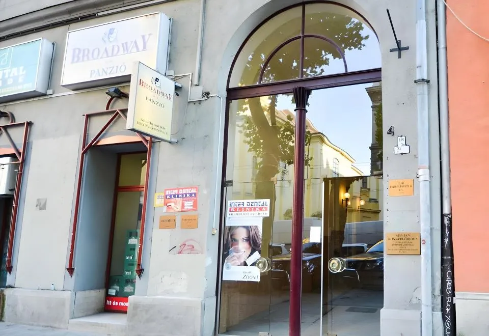 Broadway City Guesthouse