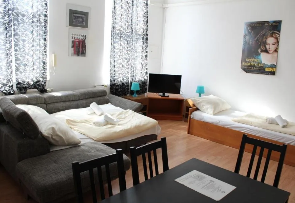 Broadway City Guesthouse