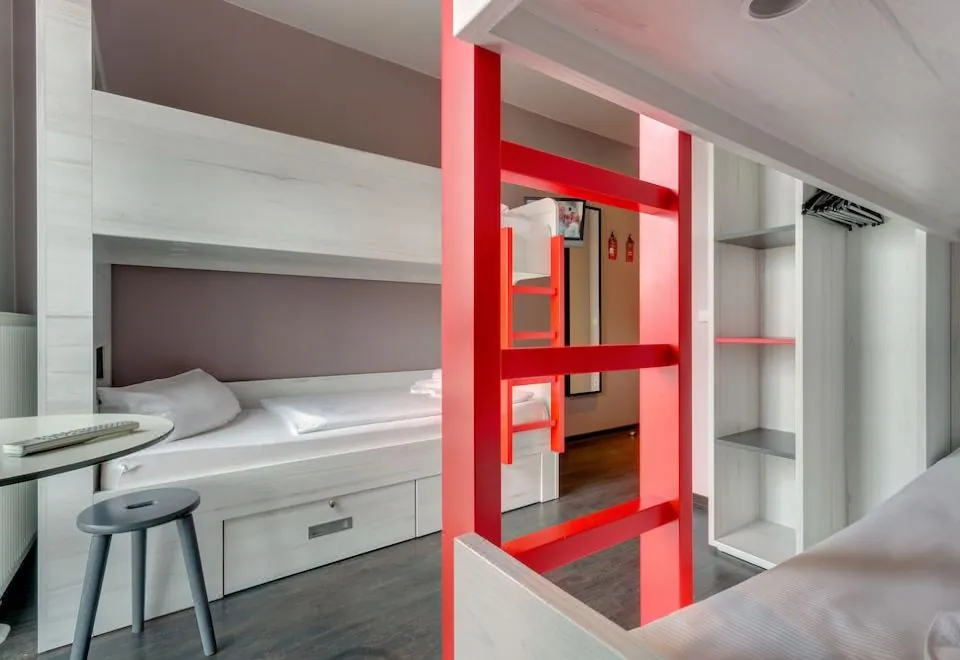 MEININGER Hotel Berlin Alexanderplatz