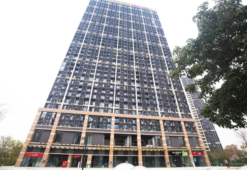City Light Hotel