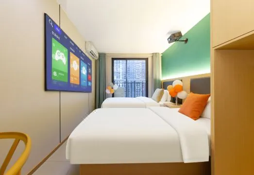 City Light Hotel