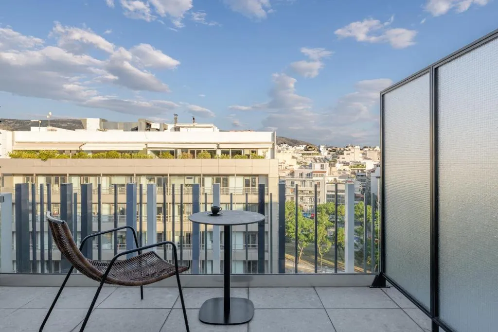 Acropolis Magenta Luxury Suites