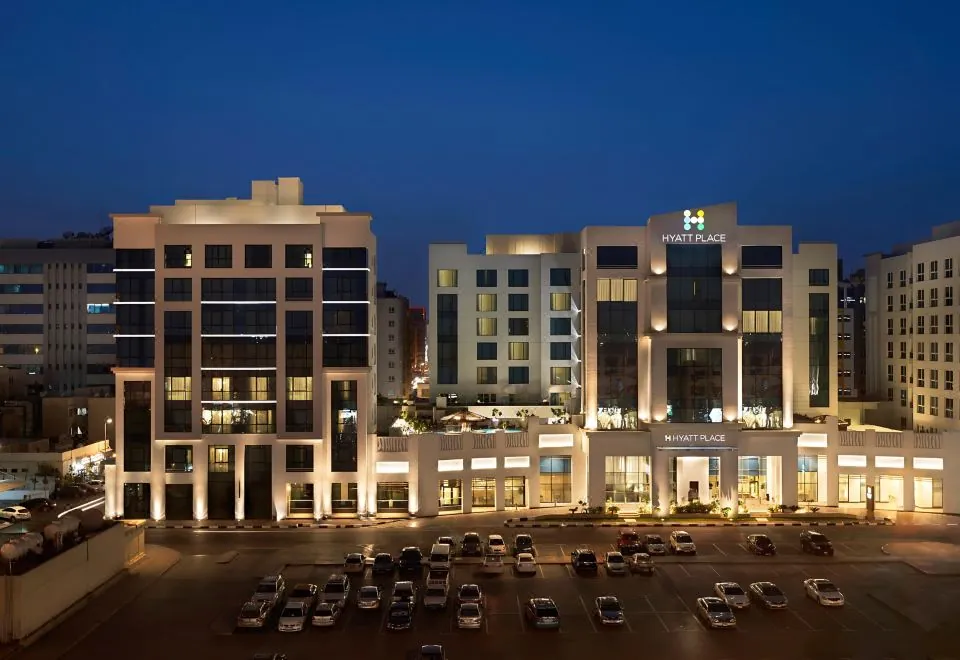 Hyatt Place Dubai Al Rigga Residences