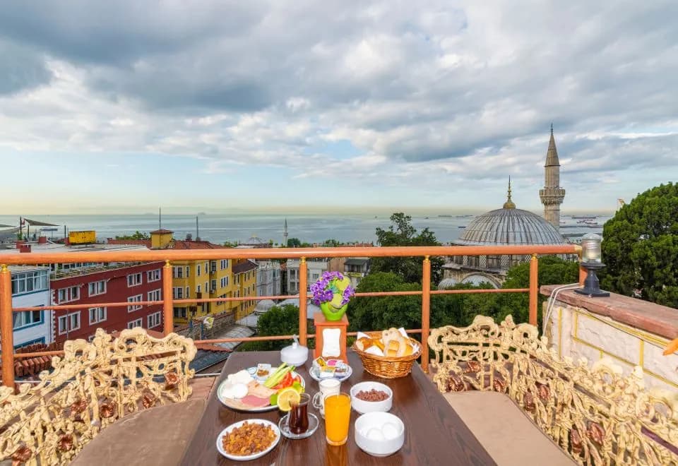 Stone Hotel Istanbul