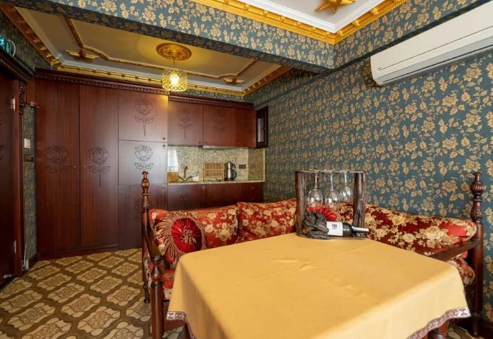 The First Ottoman Apartments