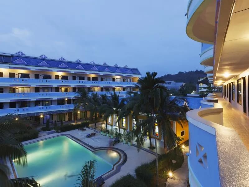 Blue Carina Inn Hotel