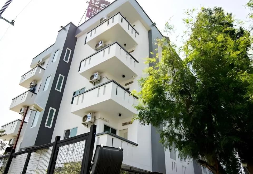 At Ease Residence Suvarnabhumi