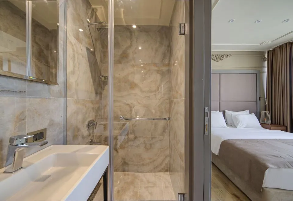 Taksim Premium Hotel