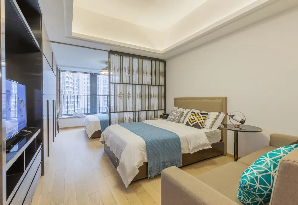 Tuyu Theme Apartment (Guangzhou Dashadong Metro Station)