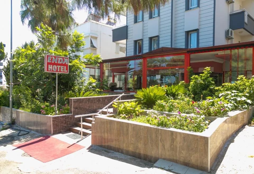 Enda Lara Hotel