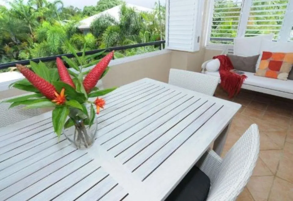 Cayman Villas Port Douglas