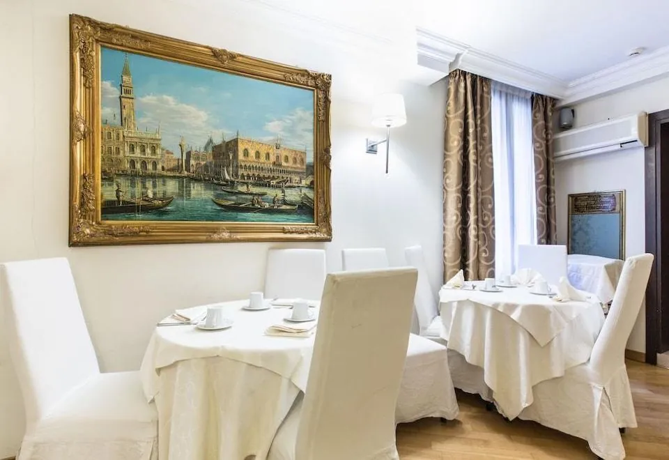 Relais Piazza San Marco