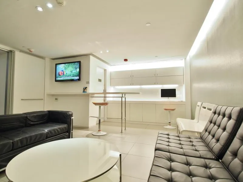60 West Hotel