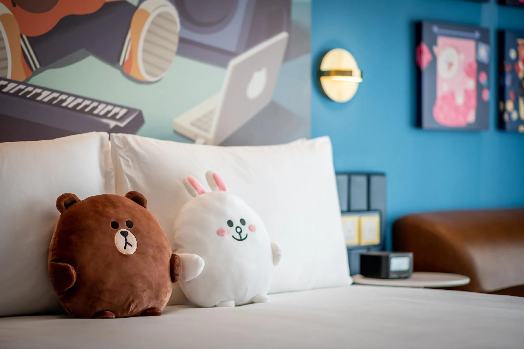 LINE FRIENDS PRESENTS CASA DE AMIGO