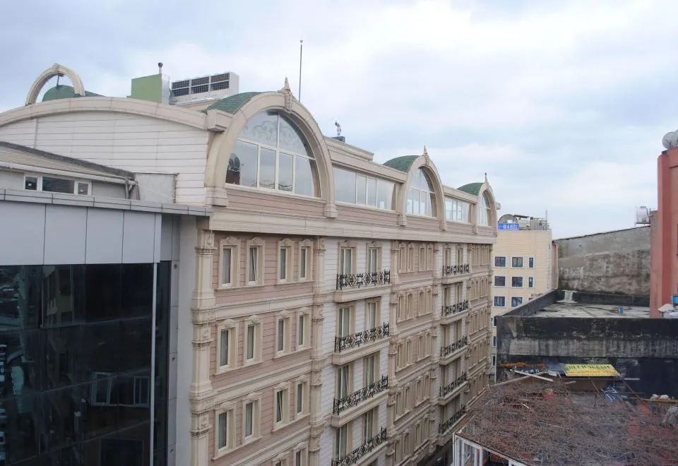 Marmaray Hotel