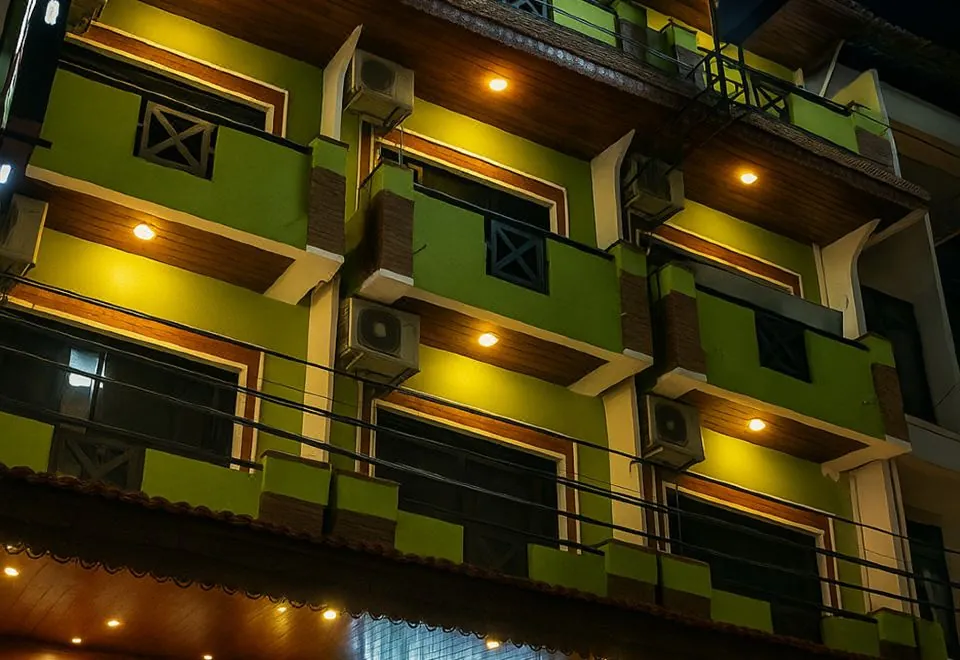Max Residence
