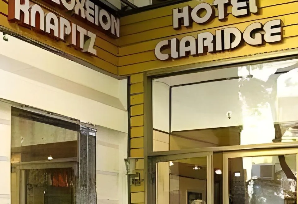 Claridge Hotel
