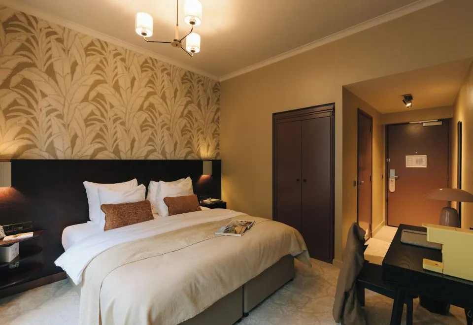 Omega Hotel