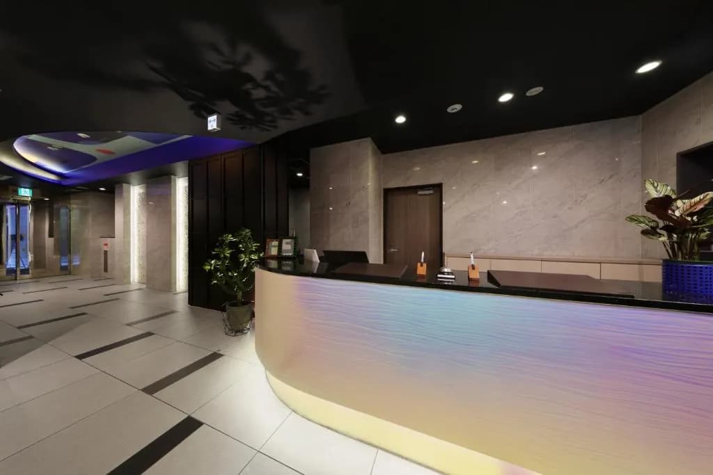 Nipponbashi Luxe Hotel