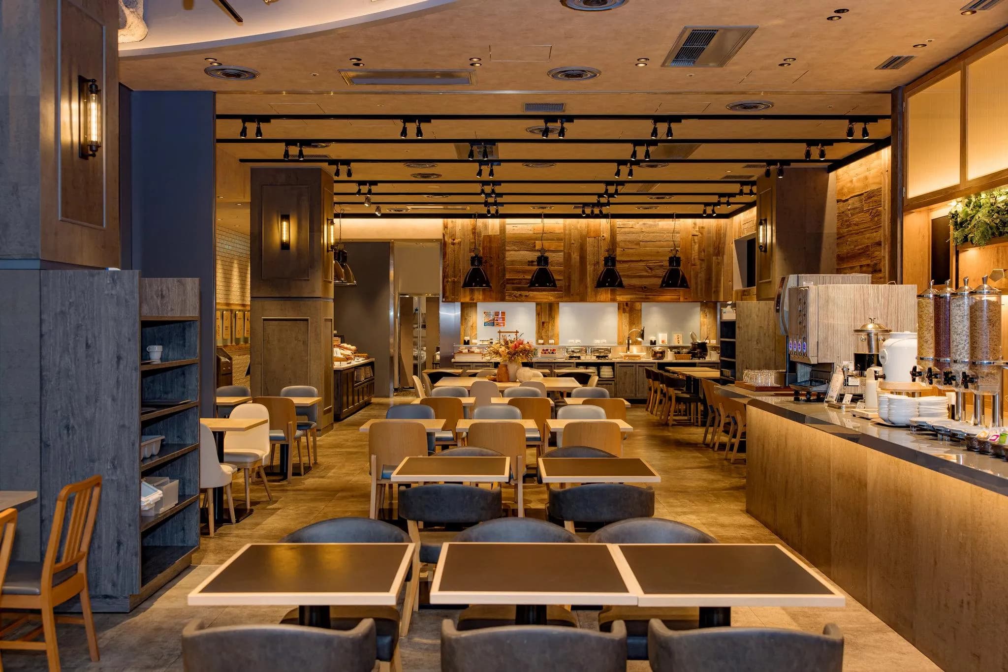 Holiday Inn Express Osaka City Centre - Midosuji