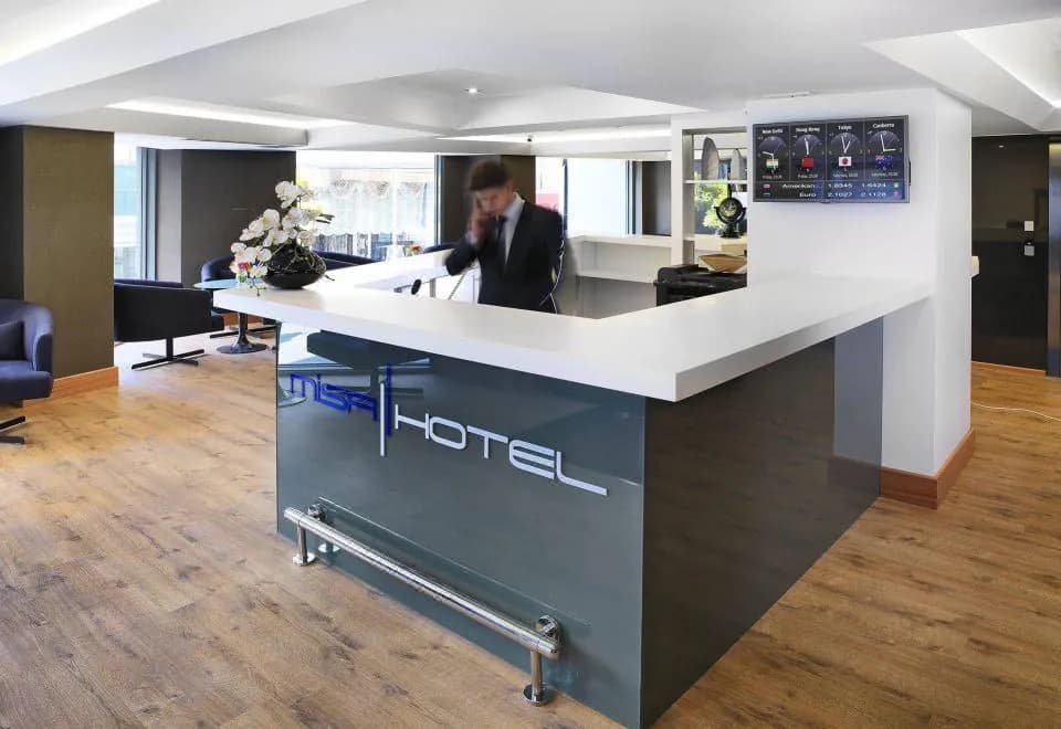 Misa Hotel