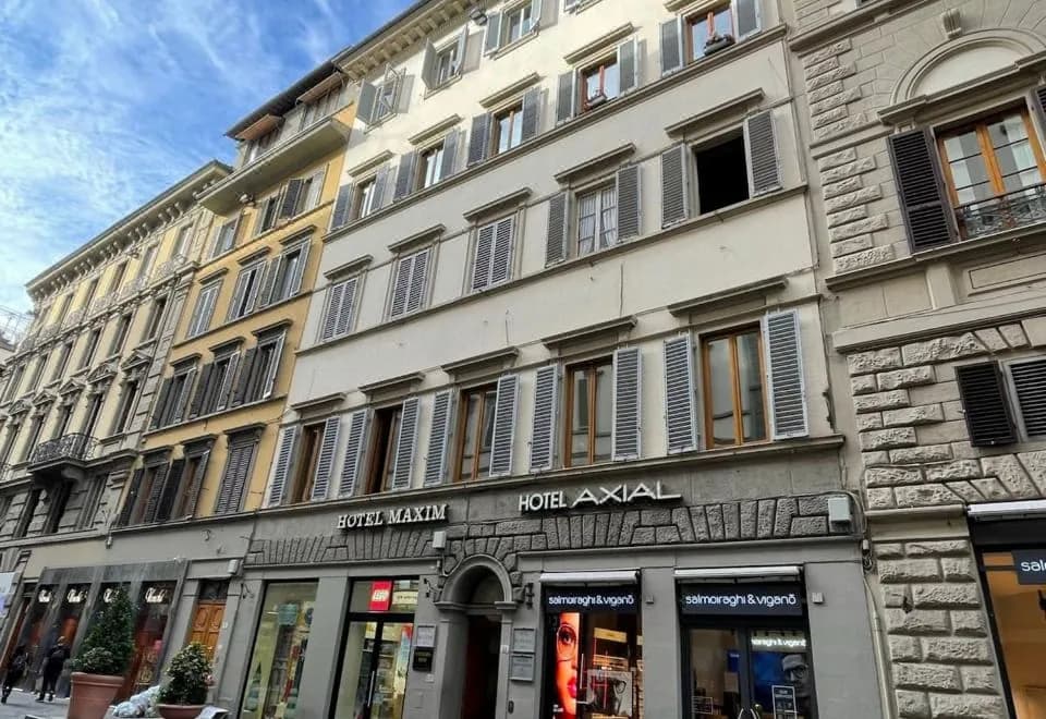 Hotel Maxim Axial