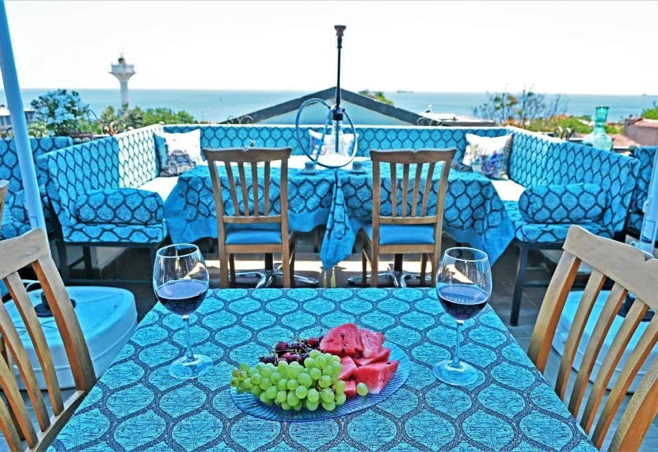 Sphendon Hotel