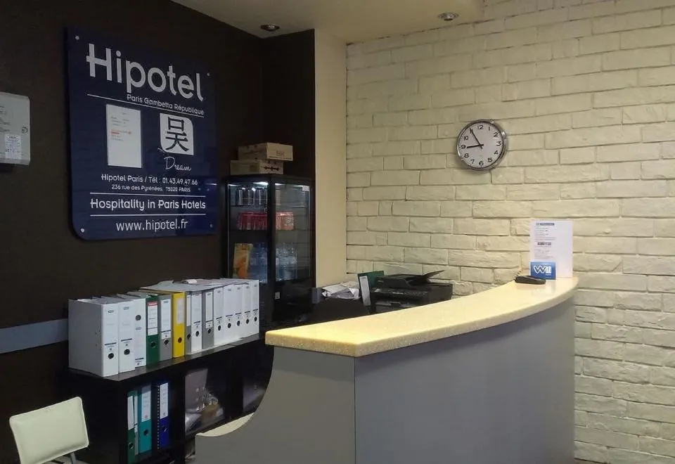 Hipotel Paris Gambetta République
