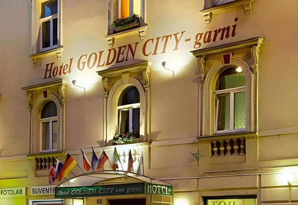 Hotel Golden City Garni