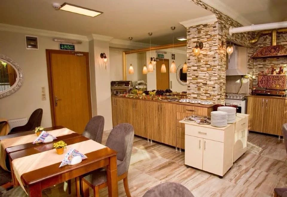 Arsima Hotel