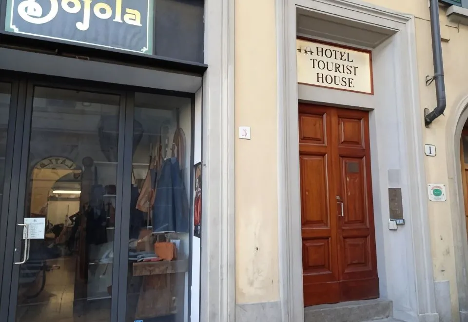 Hotel Tourist House