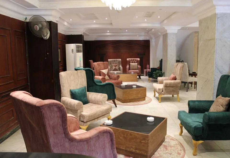 Maxim Hotel