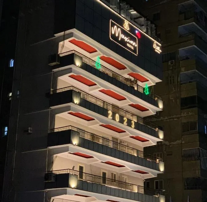 Maxim Hotel