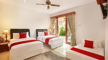 Lucia Villa Seminyak Beachside