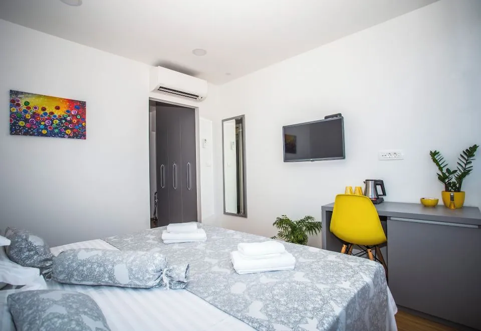 Royal Suites Sky