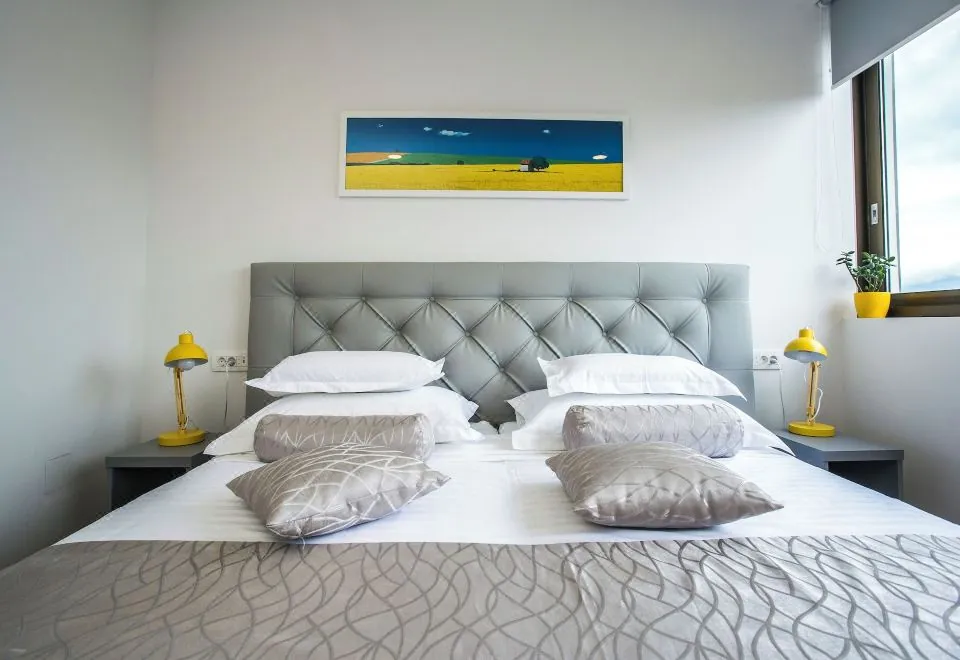 Royal Suites Sky