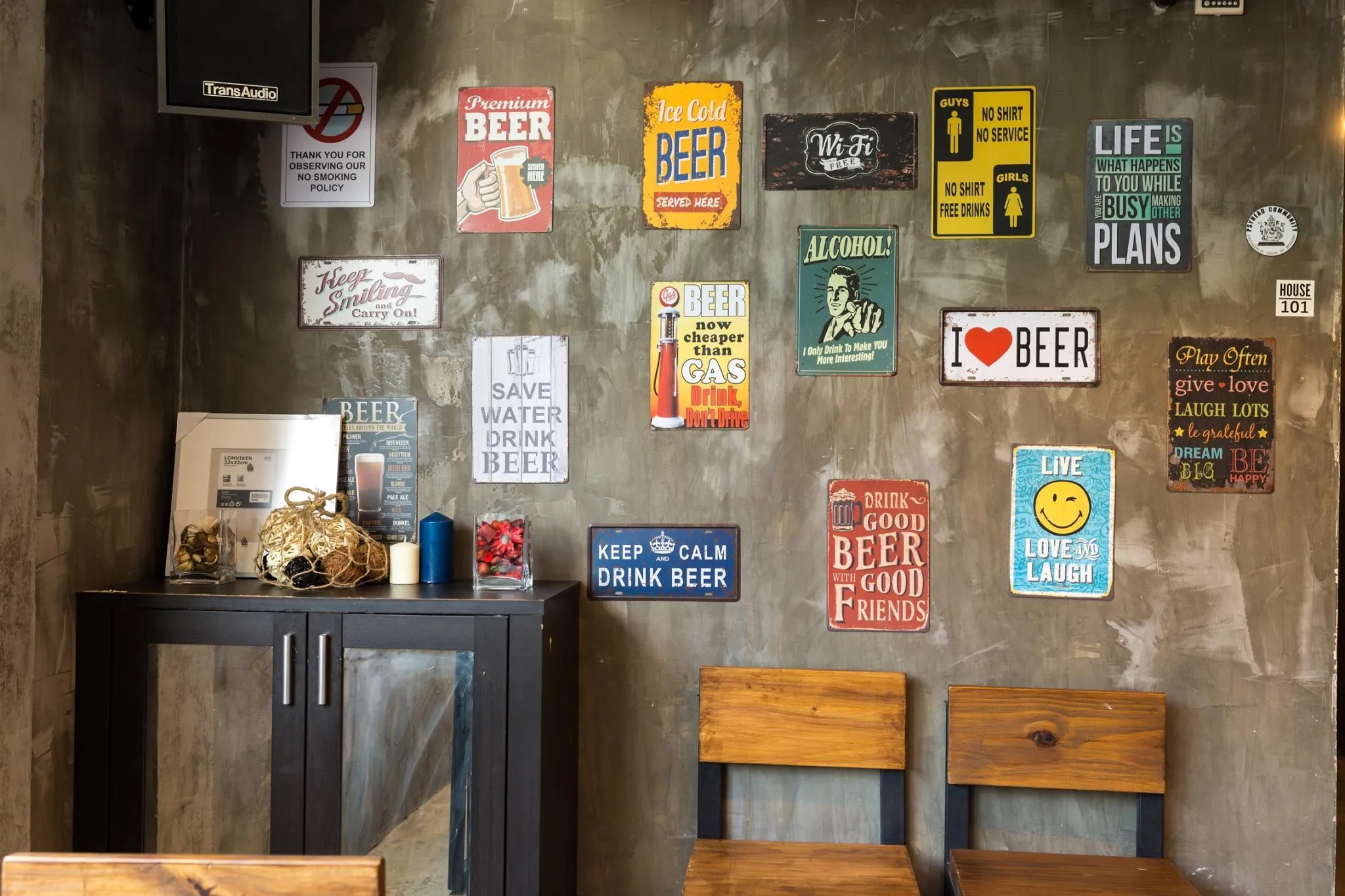 Revolution Hostel Asoke