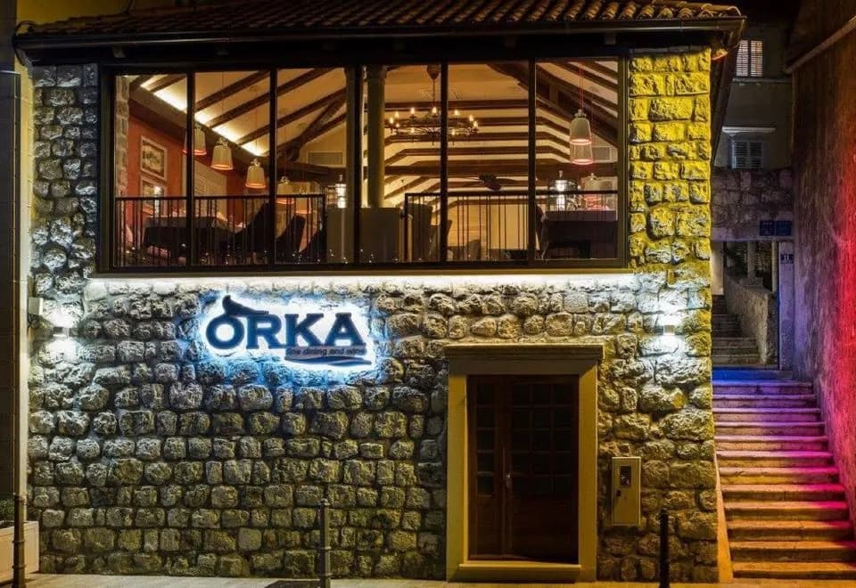 Orka Apartments