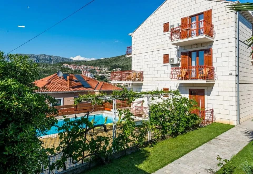 Villa Valjalo