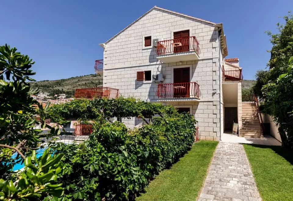 Villa Valjalo
