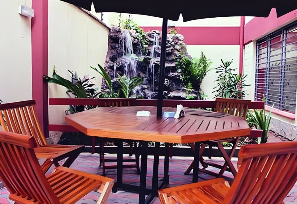 Hadassah Hotel