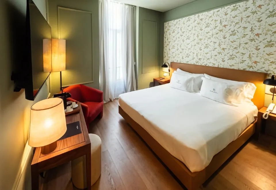 Lisboa Carmo Hotel