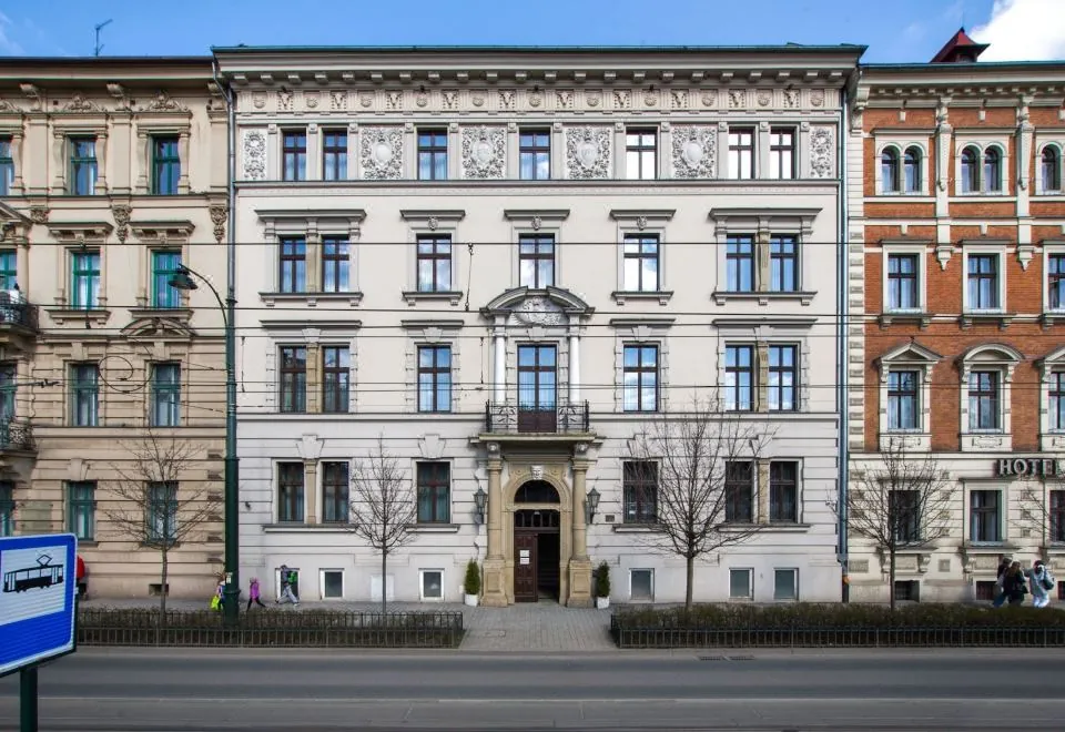 Aparthotel Basztowa