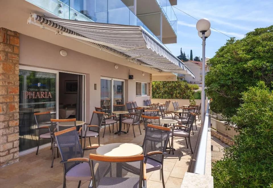 Pharia Hotel and Apartments - by The Beach