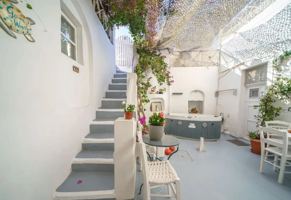 Santorini Paradise Cave Houses