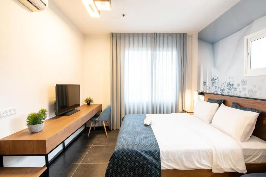 27 Montefiore Hotel