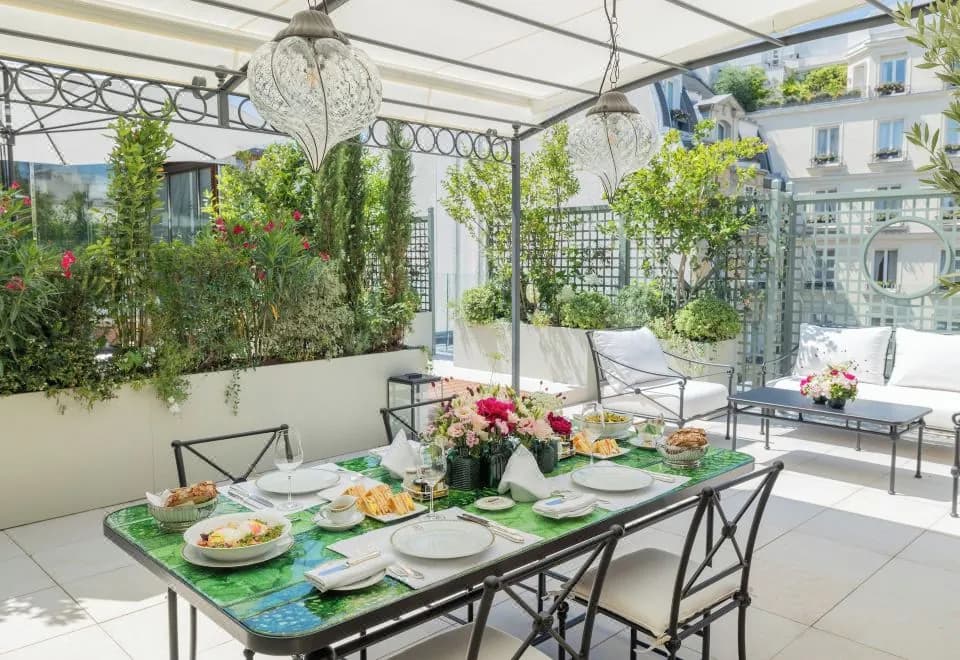 Le Bristol Paris - an Oetker Collection Hotel