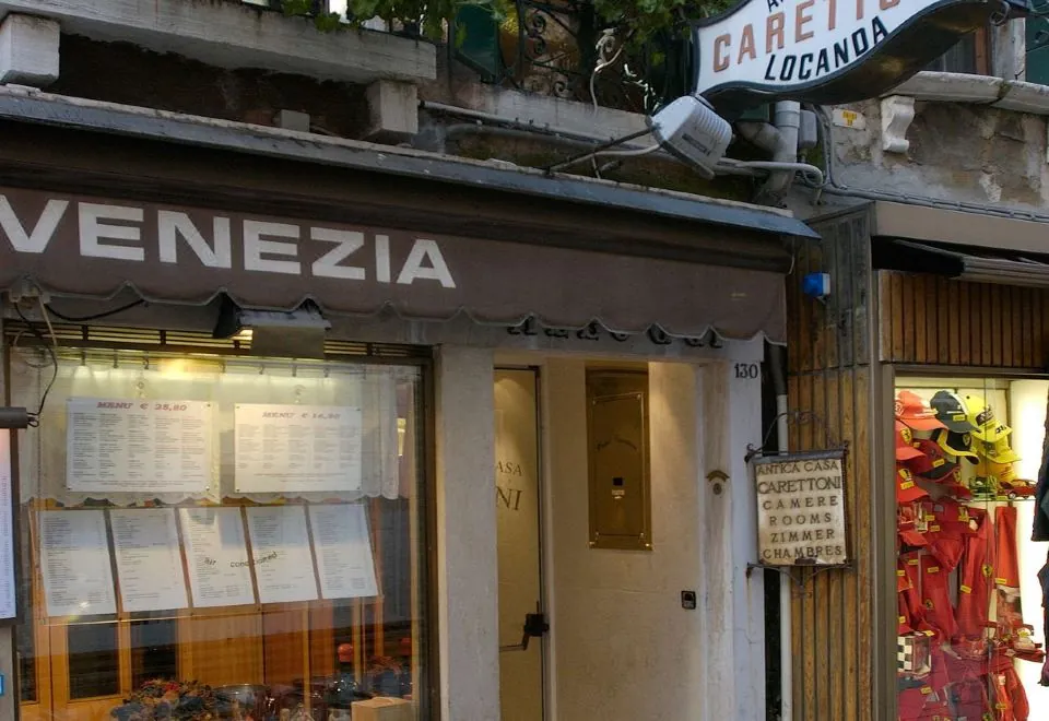 Antica Casa Carettoni