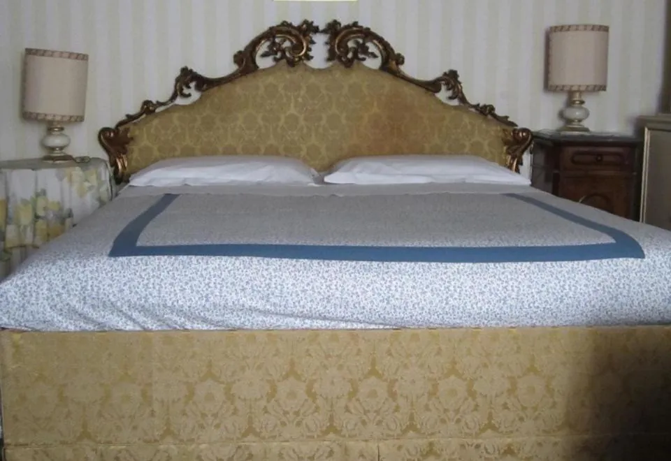 At Home A Palazzo